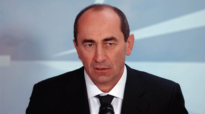 Путин пожелал "крепости духа" повторно арестованному экс-президенту Армении  