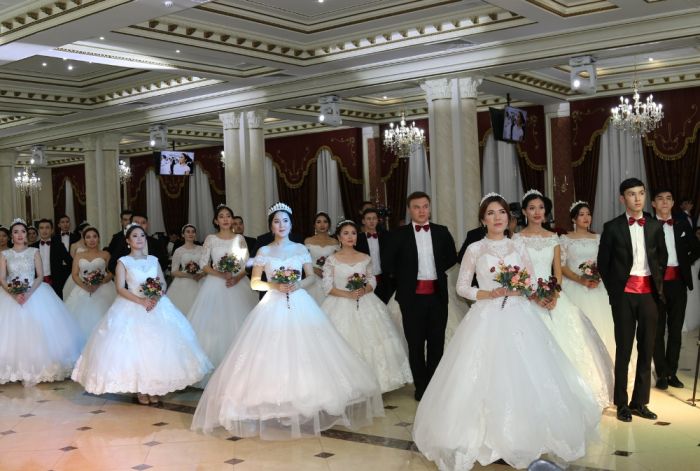 Новогодние номинации «АЖ»