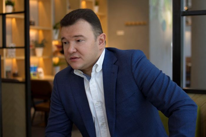 «В стране существует каста людей, объединенных общей идеей и круговой порукой» 