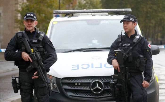 СМИ сообщили о подготовке 1 тыс. полицейских в случае срыва сделки Brexit 