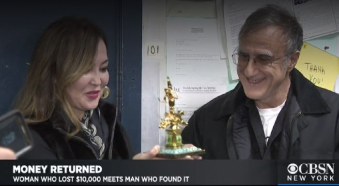 Житель Нью-Йорка нашел казахстанку и вернул 10 тысяч долларов 