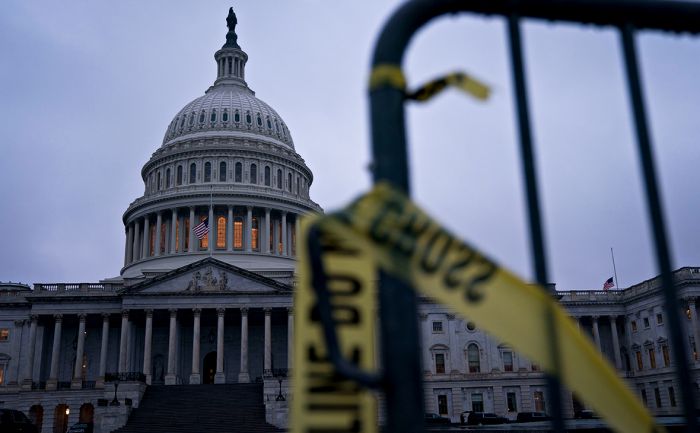 В США побит рекорд приостановки работы правительства 