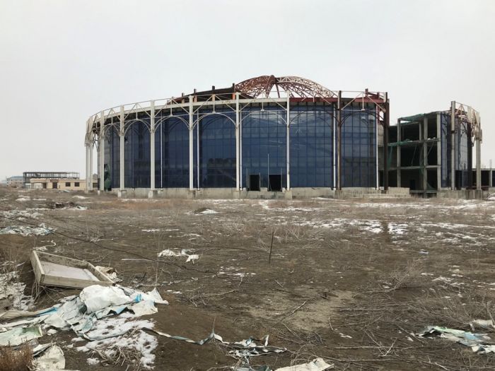 Может, всё же к нам приедет Пугачёва