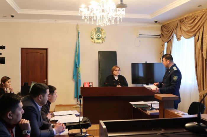 Обвинение попросило для Бергея Рыскалиева 17 лет строгого режима, для брата - 16