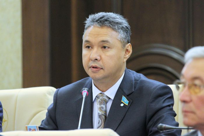 Перуашев предложил переименовать Казахстан 