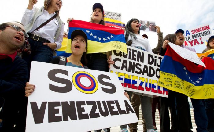 Трамп обсудил с сенатором возможность военной операции в Венесуэле