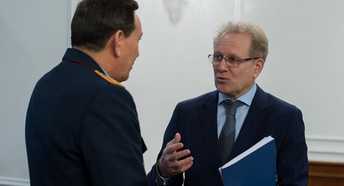 Депутат не смог оплатить единый совокупный платеж и пожаловался министру