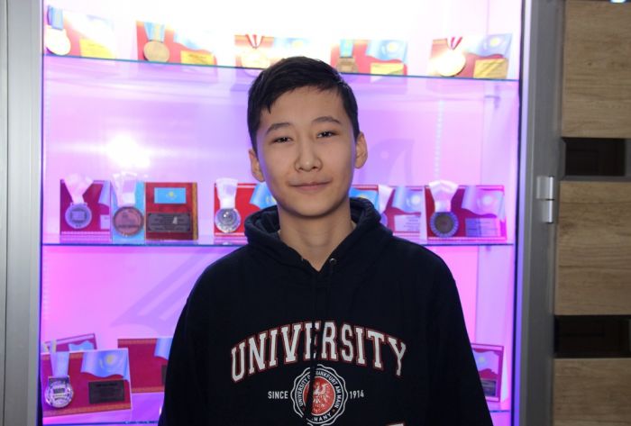 Помогли упорство и лицейское братство