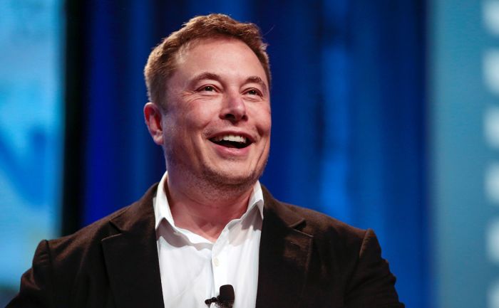 Илон Маск показал видео испытаний двигателя Raptor для новой ракеты SpaceX  