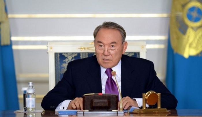 Назарбаев поручил создать рабочую группу по усилению мер поддержки многодетных