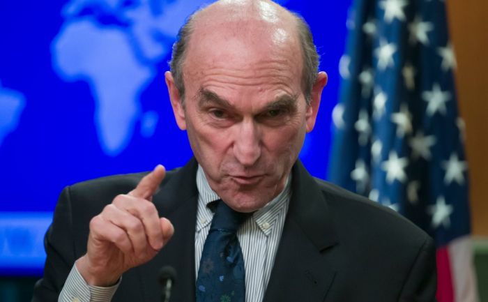 США предложили Мадуро уехать из страны к «друзьям» на Кубу или в Россию 