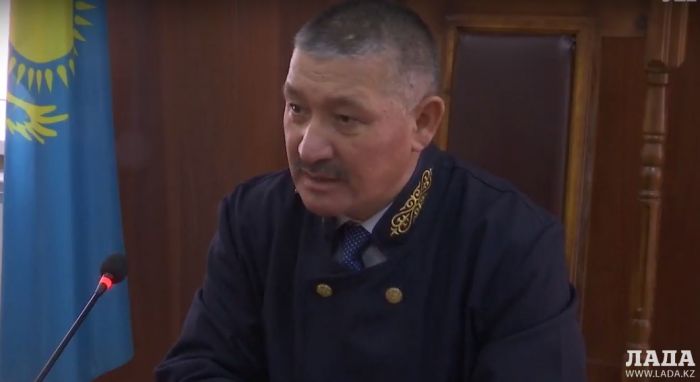 Коттедж на море: Председатель Актауского городского суда отстранен от должности 