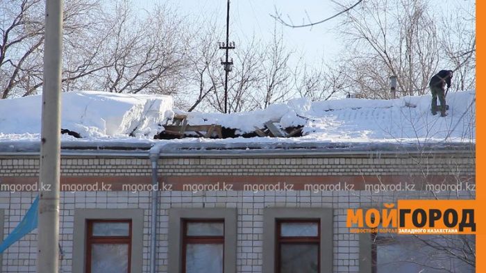 В детском саду Уральска обрушилась крыша 