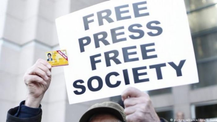 Казахстанским журналистам могут ужесточить правила допуска к мероприятиям 