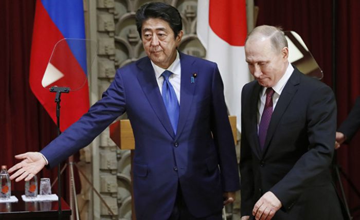 ​​Япония изменит стратегию переговоров по Курилам: на соглашение с Путиным шансов мало​