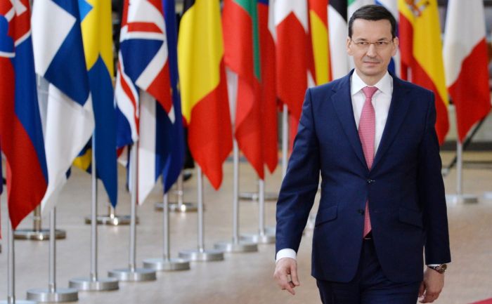 Премьер Польши отказался ехать в Израиль из-за слов Нетаньяху о поляках 