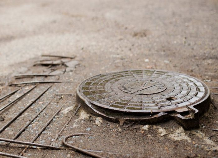 В Астане борются с открытыми колодцами 