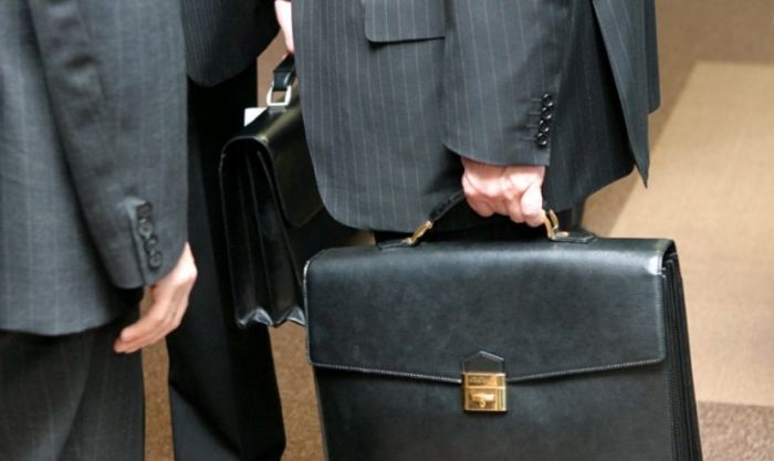 Кандидатуры министров рассмотрят сегодня - депутат