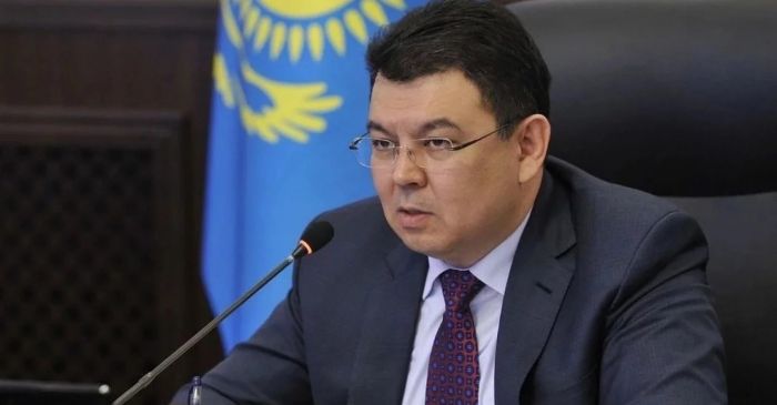 Бозумбаев сохранил пост министра энергетики