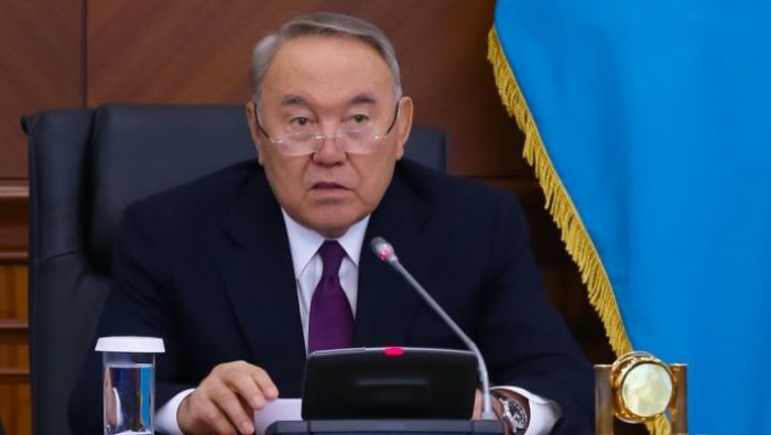 Назарбаев о трехъязычии: Не надо делать это топорно 
