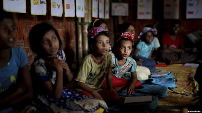 Бангладеш не сможет принять новых беженцев рохинджа