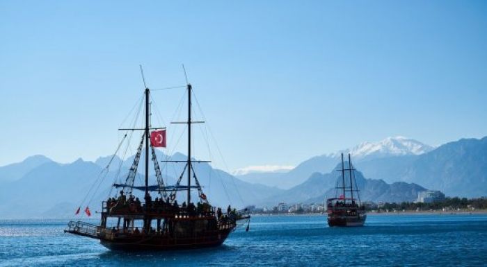 "500 долларов за двоих". Мифы казахстанцев о путевках в Турцию 