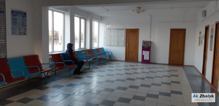 Всем аулом за деньгами в райцентр