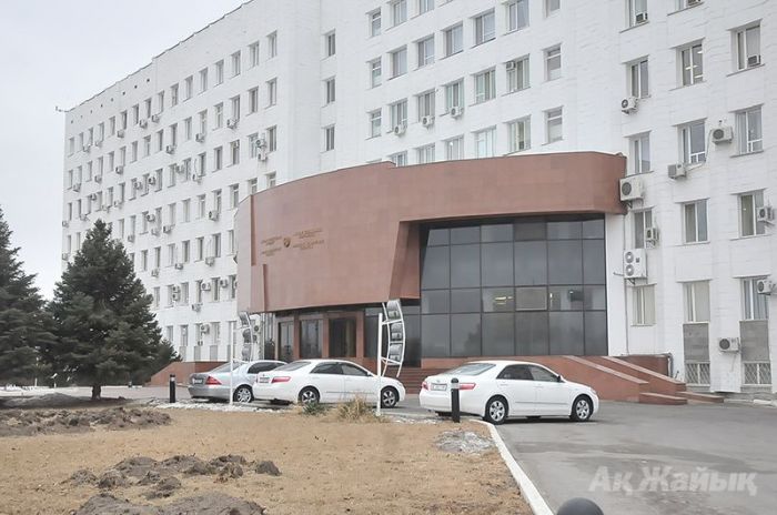 Служебное жильё акиму Жылыойского района куплено без права приватизации 