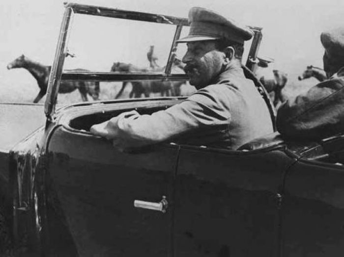 Познер назвал Сталина величайшим преступником: виноват народ