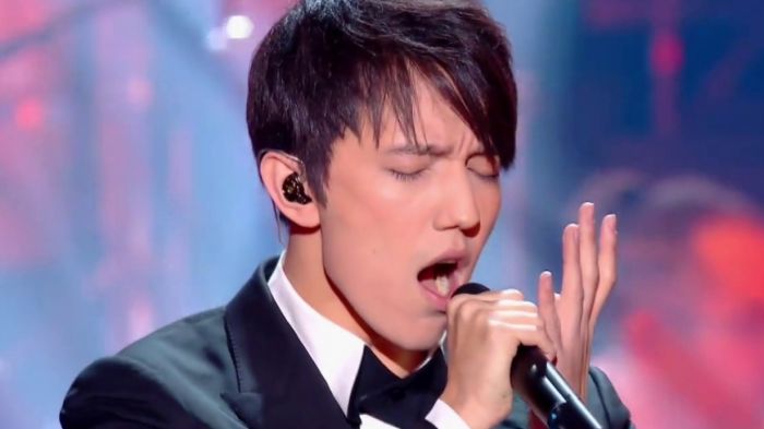 "Мы на 1 месте". Димаш Кудайбергенов опубликовал результаты The World's Best перед финалом