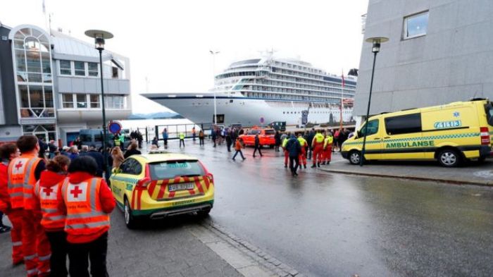 На терпящем бедствие лайнере «Викинг Скай» были две казахстанки