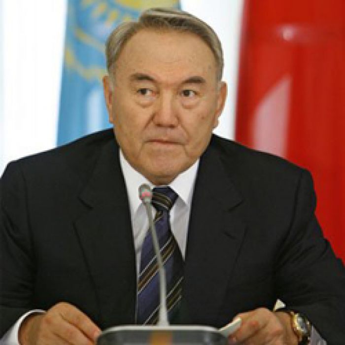Назарбаев отказался подписывать поправки о референдуме