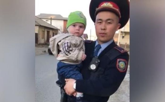 Взяли малого ребёнка «в коробочку»