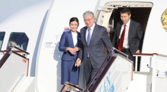 Касым-Жомарт Токаев прилетел в Узбекистан 