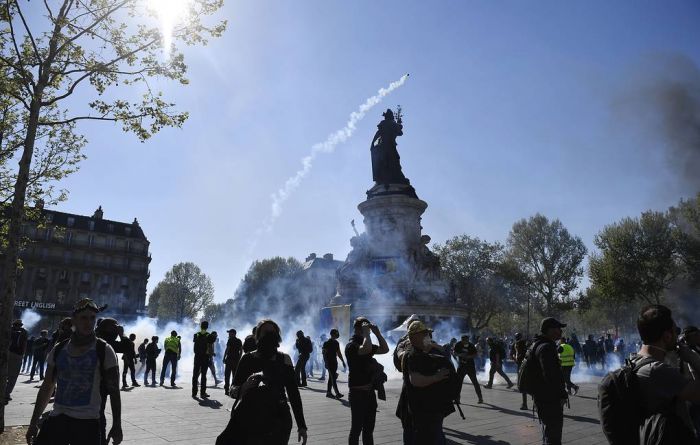 "Желтые жилеты" не смогли реализовать ультиматум властям Франции