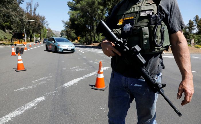 В США неизвестный устроил стрельбу возле баптистской церкви 