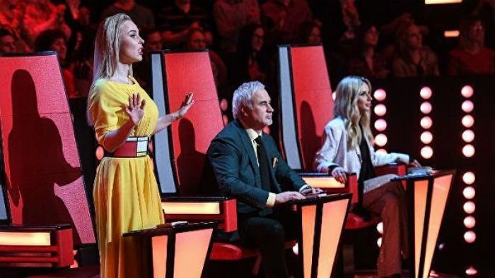 Представитель Алсу сообщила об оскорблениях в ее адрес из-за шоу «Голос» 