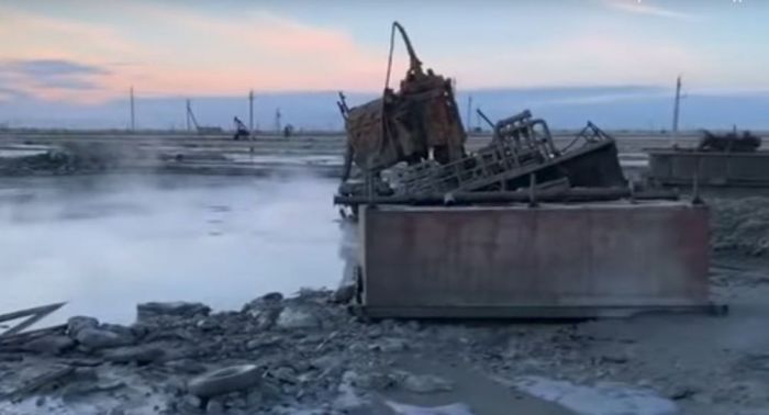 Пожар на месторождении Каламкас: уволены 14 человек 