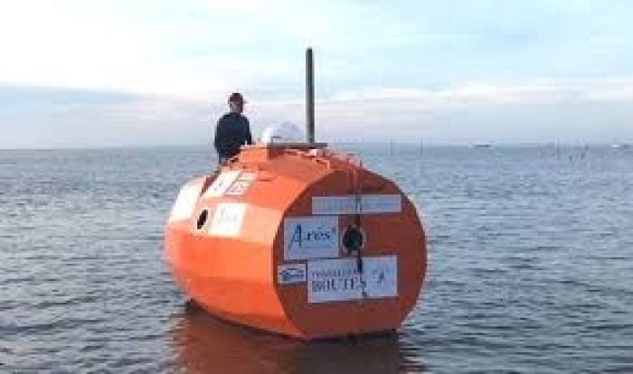 72-летний француз на бочке пересек Атлантический океан  