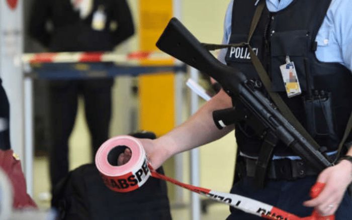 Сумка для сапёров и «бух-бух-бух» во дворах