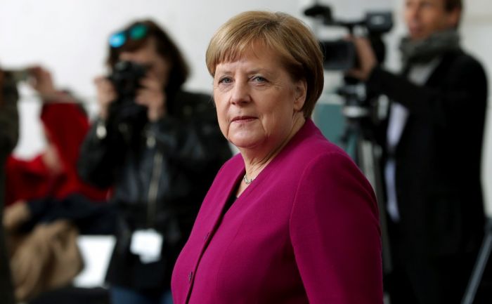 Меркель заявила о неприменимости в Европе послевоенных порядков 