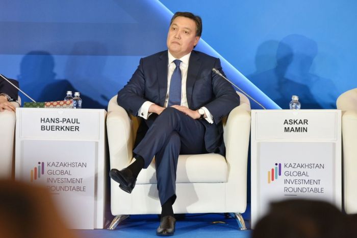 Бывший вице-премьер Турции посоветовал Казахстану "не изобретать колесо" 