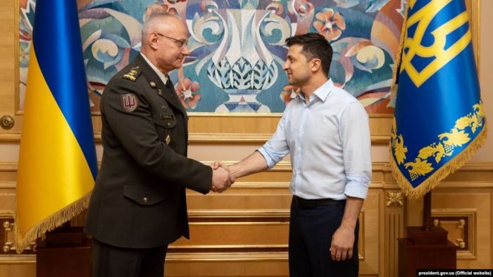 Зеленский сделал первые назначения на руководящие посты