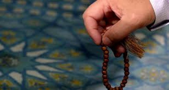 Принуждал к сексу и довел до самоубийства: имама подозревают в преступлениях