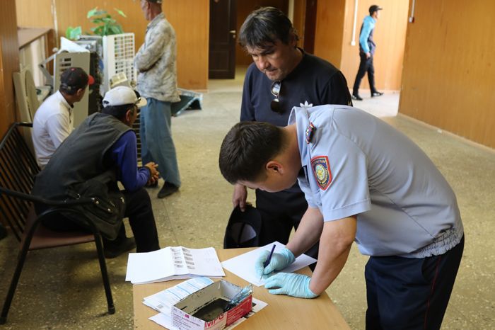 «Многие бомжи - это будущие неопознанные трупы»