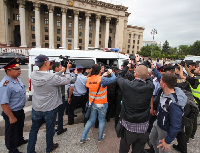 9 журналистов были задержаны во время митингов 9-10 июня – МВД 