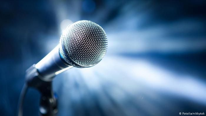 Сотрудники украинского телеканала ZIK увольняются из-за пророссийского владельца