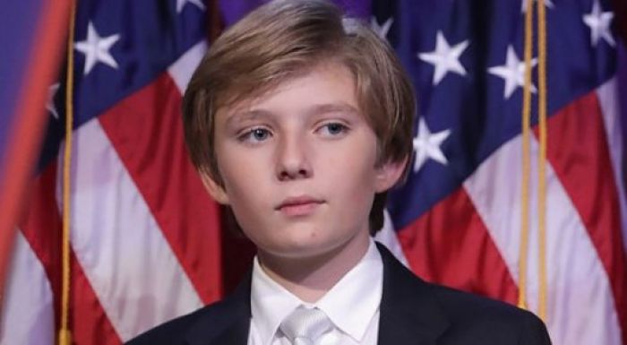 Президент Монголии подарил лошадь 13-летнему сыну Дональда Трампа 