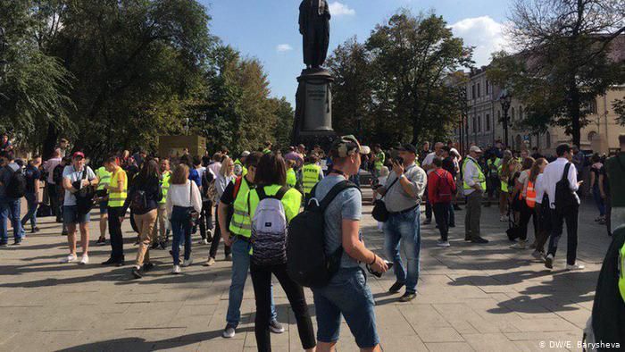 В Москве и Петербурге проходят акции против политрепрессий