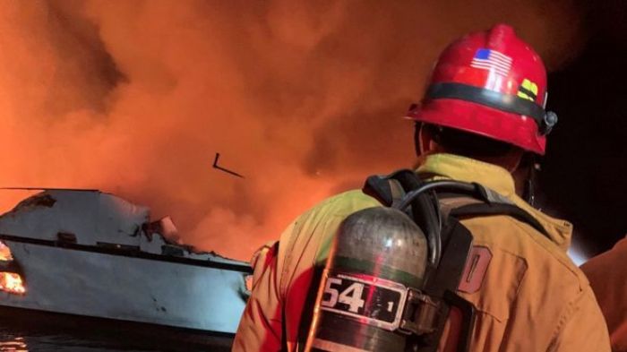 Пожар на судне "Консепшн" у берегов Калифорнии: восемь погибших 